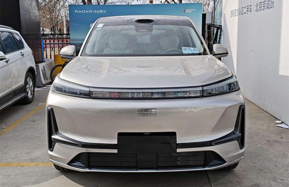 imgi_2_Geely Galaxy M9 6 Geely Galaxy M9 2026 Model 210km 4WD Navigation Edition– Ready for Export From China | Chinese Ev Cars in Ethiopia - Image 1